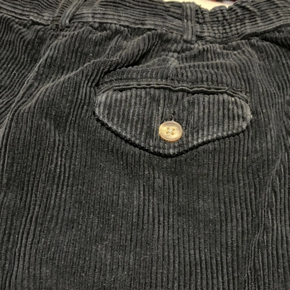 Talbots Women's Black Corduroy Straight Leg Pleated Pants Size 10.